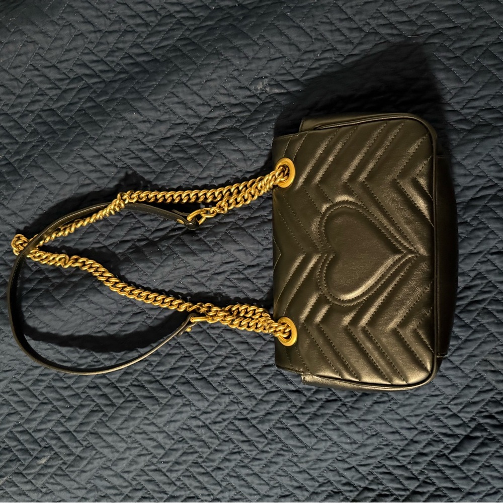 Black Gucci Marmont Bag - Picture 2 of 6